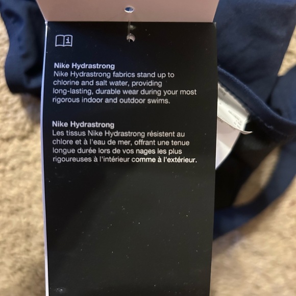 Nike hydrastrong Swimsuit - Picture 3 of 5